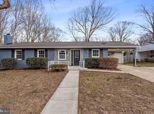 6815 Gillings Rd, Springfield, VA 22152