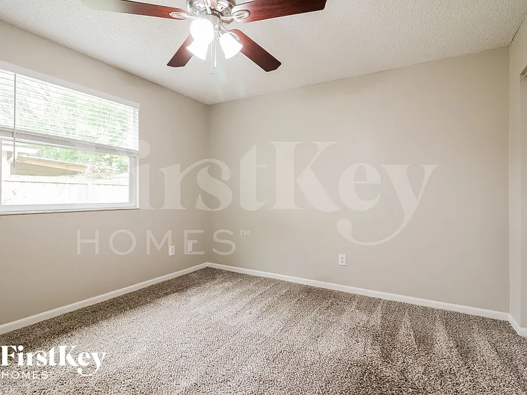 7742 Club Duclay Dr — Photo 8