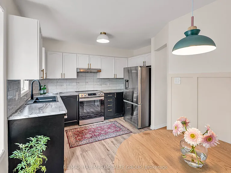 10 Hintonburg Pl #11 — Photo 13