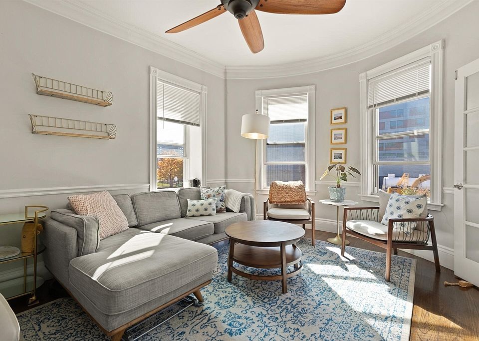 1st image of 108 E Brookline St APT 3