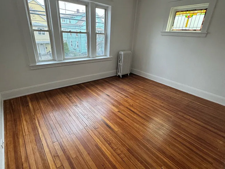 408 Charles St #5 — Photo 4