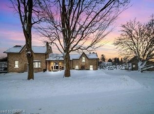 690 Wallace Ave S, North Perth, ON N4W 1Y4