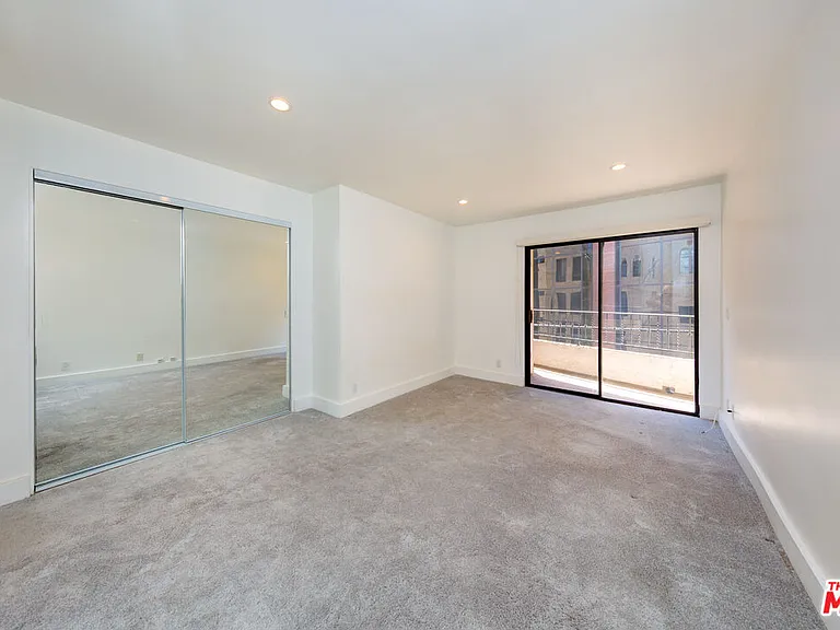 1633 S Bentley Ave #203 — Photo 12