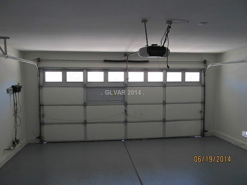 1st image of 9808 Panorama Cliff Dr
