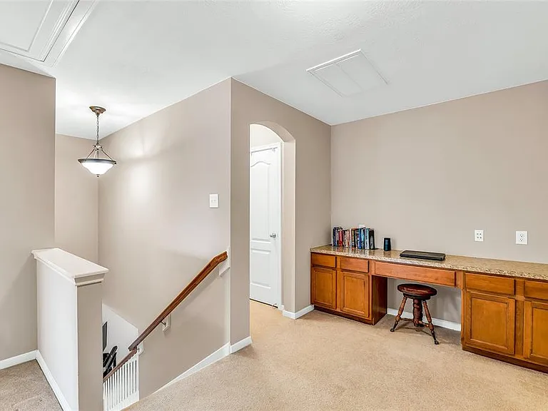 17307 Brookhollow Court Dr — Photo 2