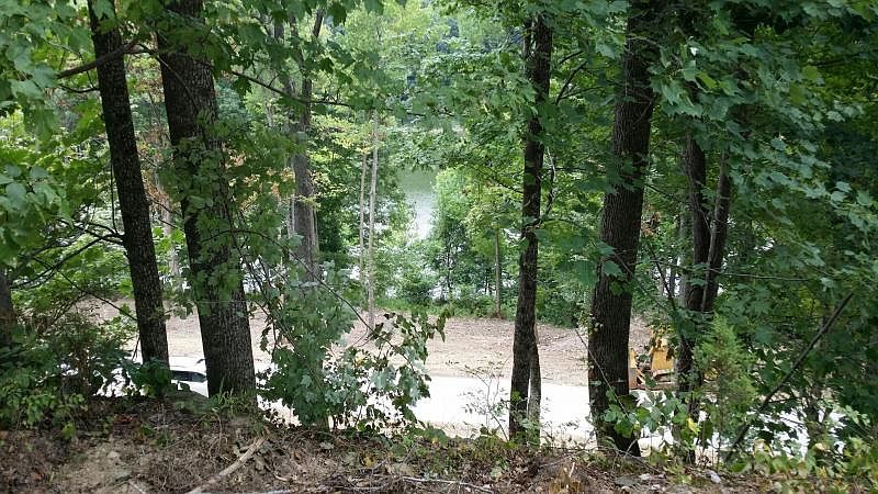 2nd image of 54A Kiper Whitworth Rd