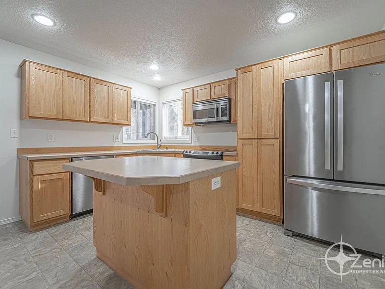 5242 N St — Photo 10
