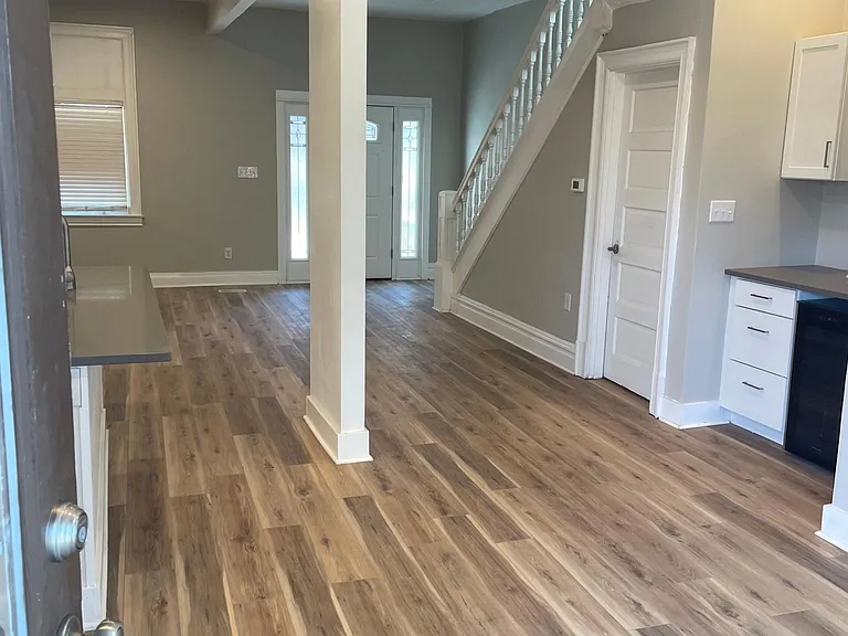 720 Southern Ave — Photo 5