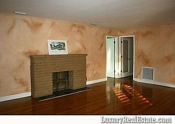 3rd image of 5525 Sardinia St