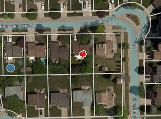 24693 Timber Ridge Trl, Brownstown, MI 48134