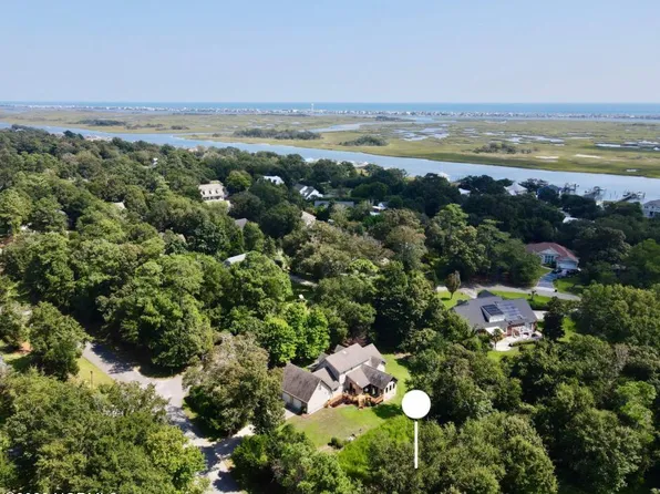 73 Oyster Catcher Drive, Hampstead, NC 28443