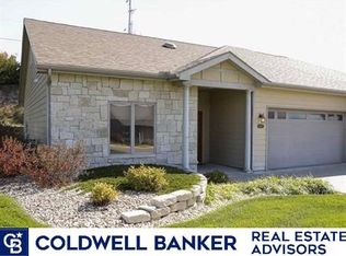 801 Newfoundland Dr, Manhattan, KS 66503