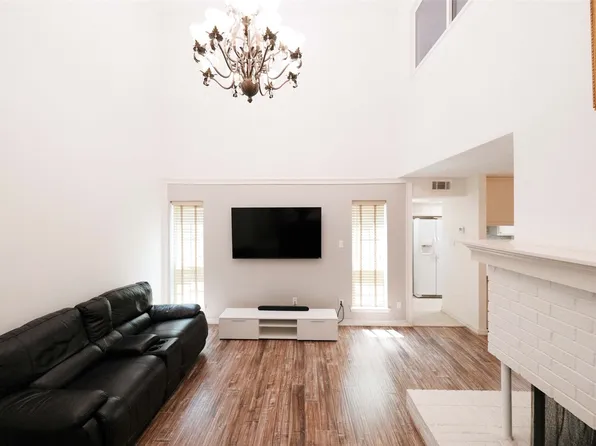 2808 Ursa Cir, Garland, TX 75044