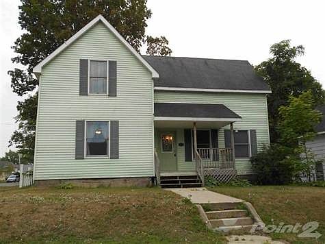 1st image of 458 E Chapin St