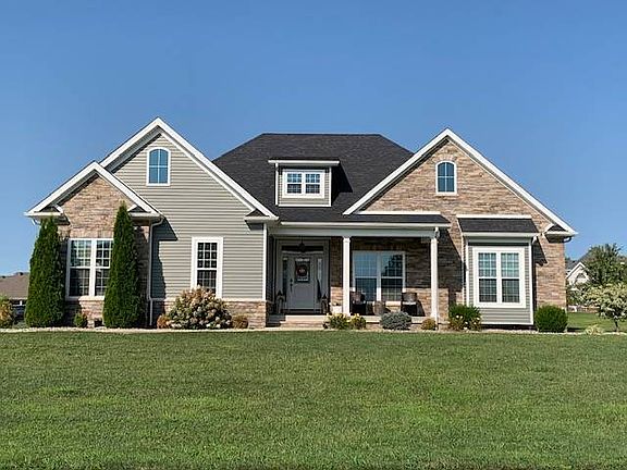 2nd image of 326 Fairway Dr