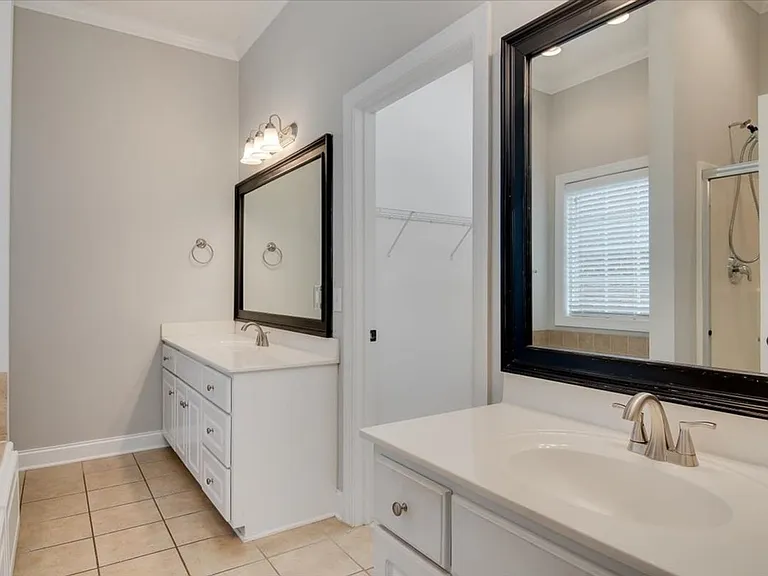 2507 Grier Cir — Photo 9