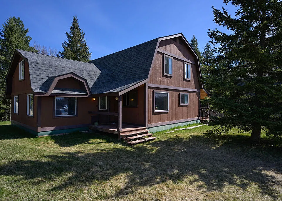 3823 Highway 40 W