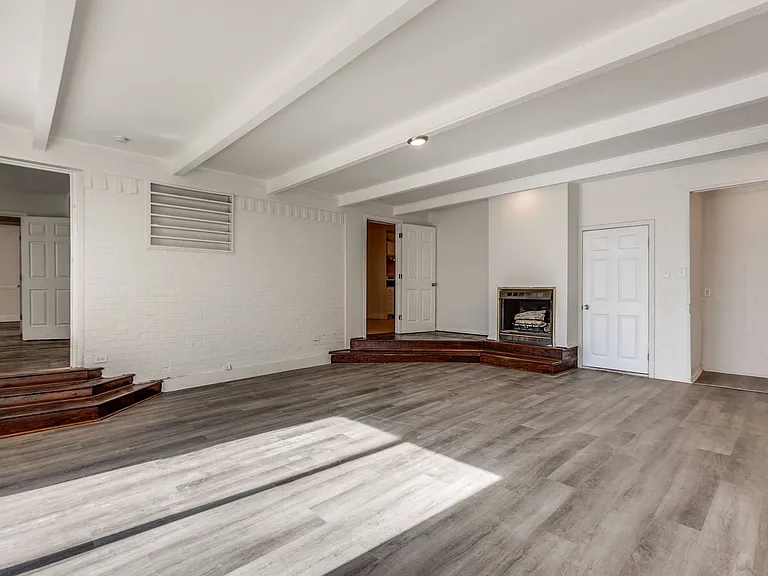 10728 Allegheny Dr — Photo 16