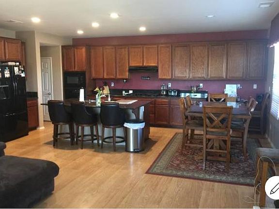 2nd image of 20852 Silktassel Ct