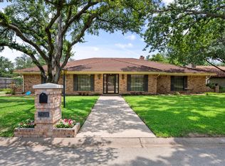 7808 Driftwood Ct, Fort Worth, TX 76179