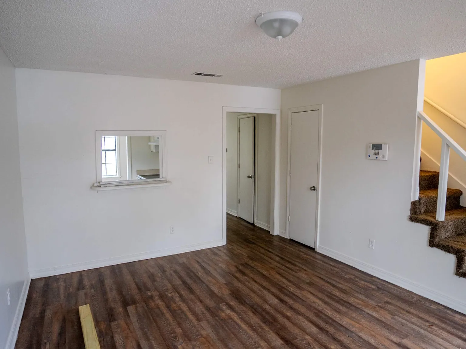 4882 South McRaven Road- NEW2 - C — Photo 3
