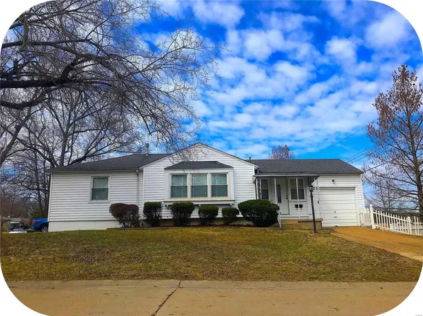 7001 Parkway Ln, Saint Louis, MO 63123