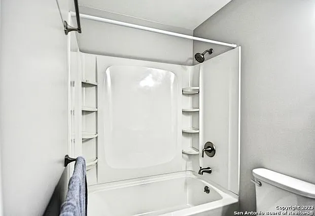 571 W Merriweather St — Photo 31