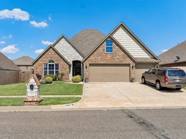 11812 Cherry Point Ln, Yukon, OK 73099