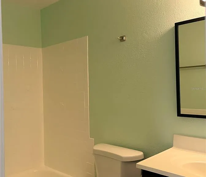 208 Flamingo Dr — Photo 8