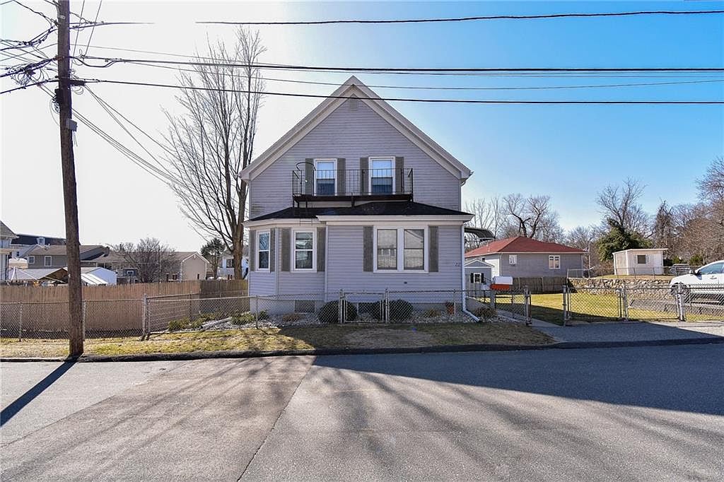 22 Spring St, Johnston, RI 02919 Zillow