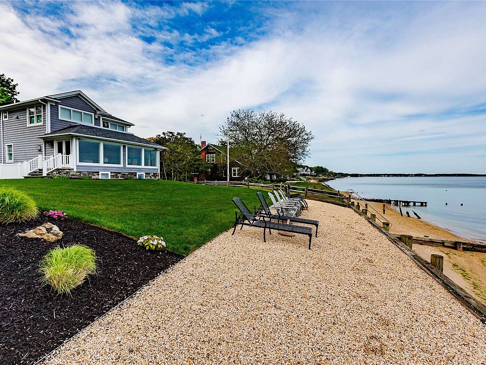 5218 Peconic Bay Boulevard, Laurel, NY 11948 Zillow