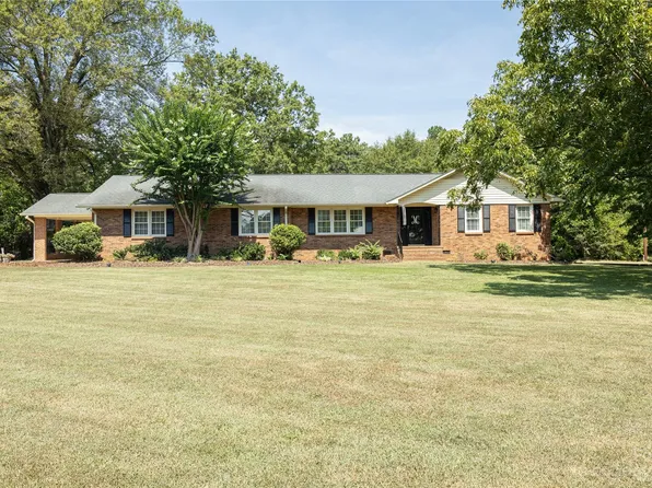 140 Edenvale Rd, Rock Hill, SC 29730