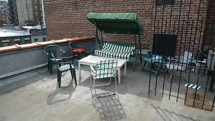 Rented by City Stop Realty | media 6