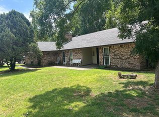 304 W Eagle Chief Dr, Cleo Springs, OK 73729