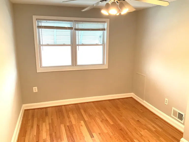 2125 Hawthorne Rd — Photo 19