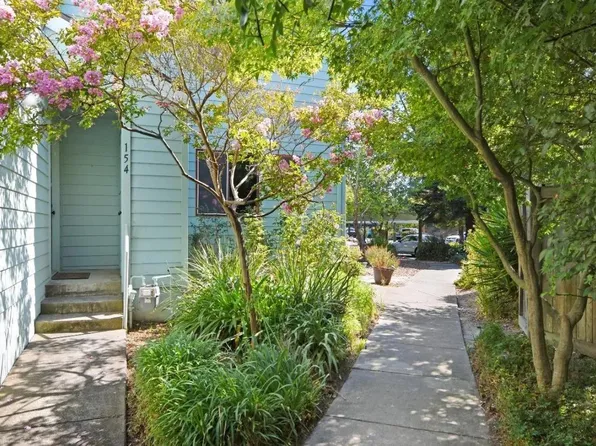 154 Courtyards E, Windsor, CA 95492