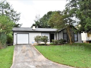 284 River Chase Dr, Jonesboro, GA