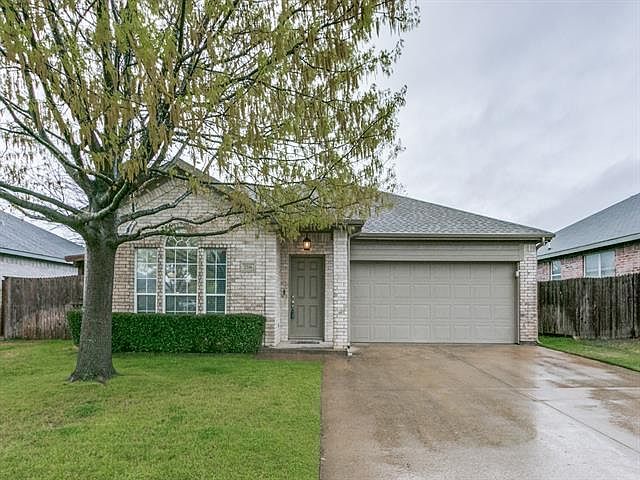 1st image of 2216 Wildwood Ln
