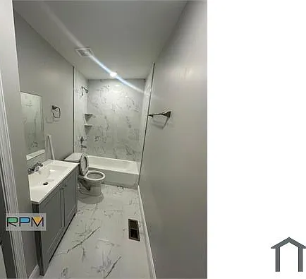 3 bed, $2,000 — Photo 4