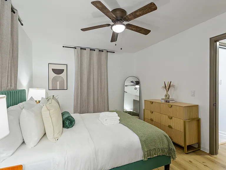 3712 Spring Hill Rd SE — Photo 9