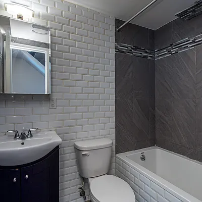 Rented by Nooklyn NYC LLC | media 73