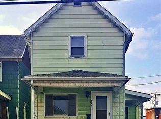 723 S 8th St, Coshocton, OH 43812