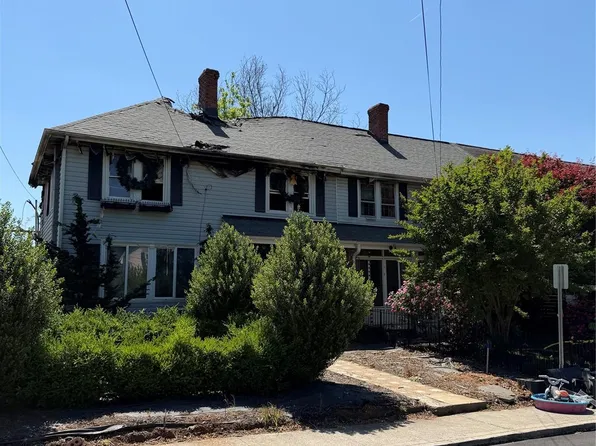 85 Falls Rd, Badin, NC 28009