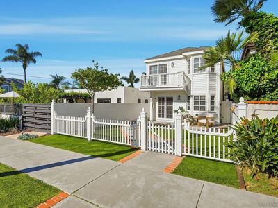 868 A Ave, Coronado, CA, 92118