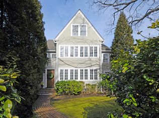 65 Orchard Pl #2, Greenwich, CT 06830