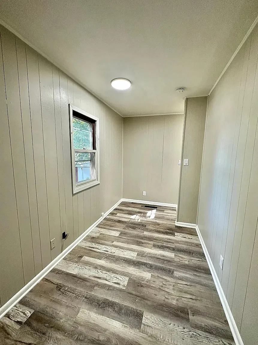 2 bed, 768 sqft, $1,399 — Photo 2