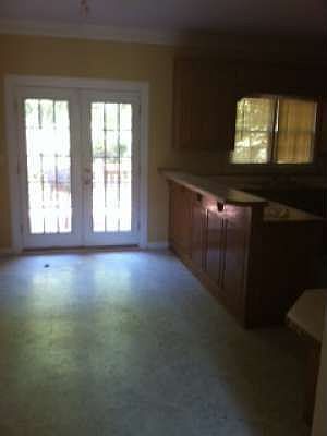 2nd image of 3507 Chinaberry Ln