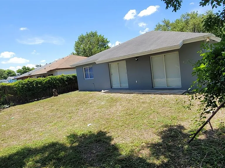 10250 SW 173rd Ter — Photo 19