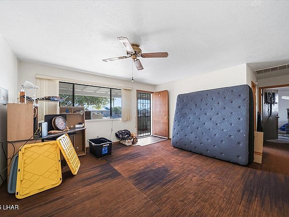 5th image of 3891 Sweetgrass Dr