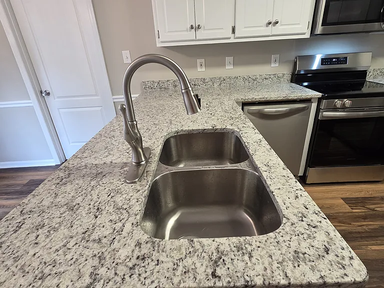 4909 Orchard Hill Dr — Photo 40